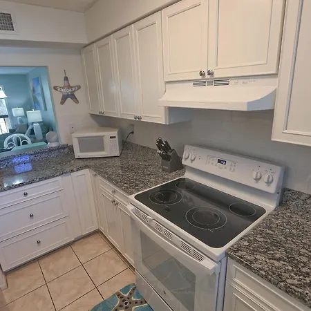 Updated Condo With Pool, Walk To Crescent Beach & Restaurants! Sarasota Exterior foto