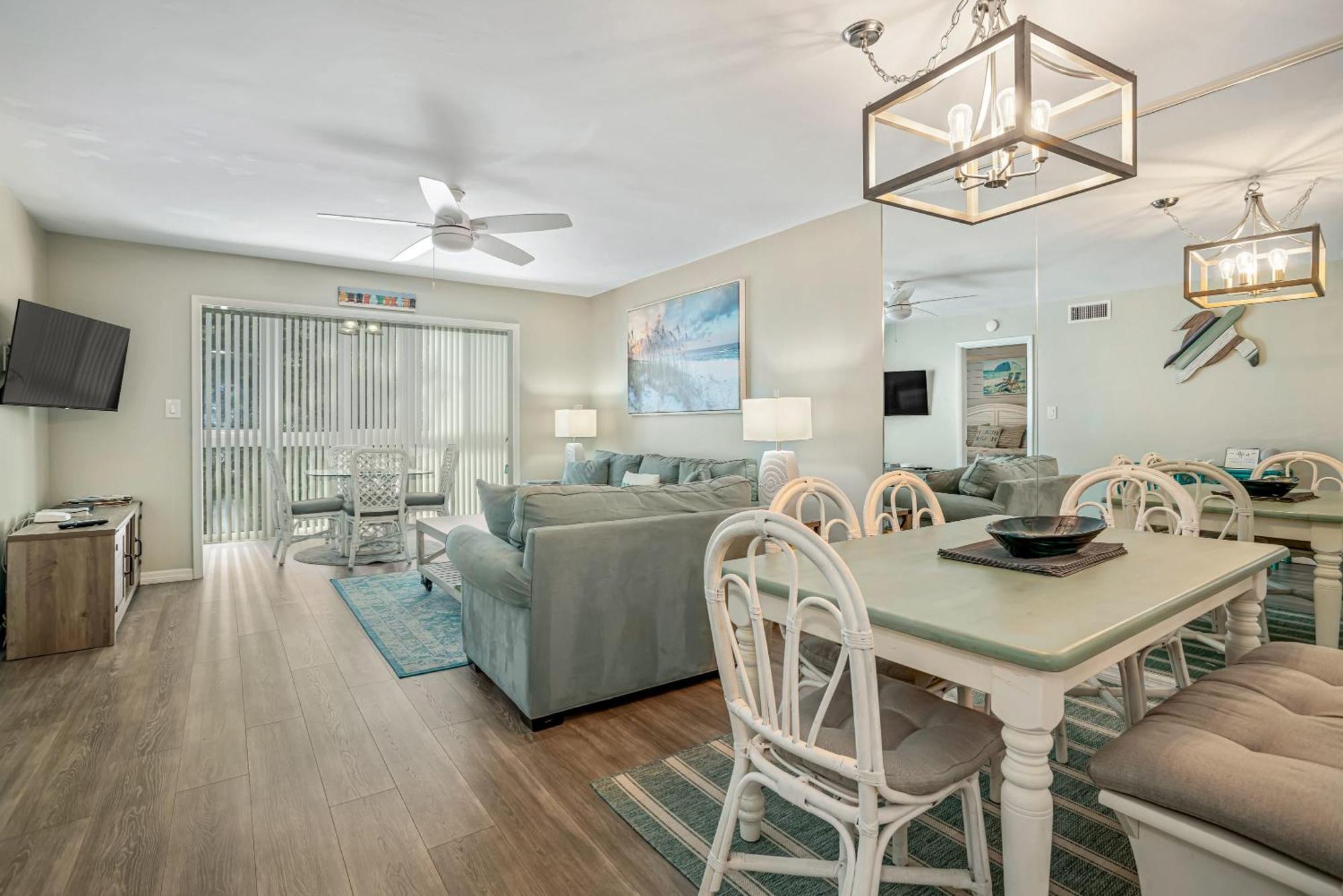 Updated With Pool, Walk To Crescent & Restaurants! Сasa de vacaciones