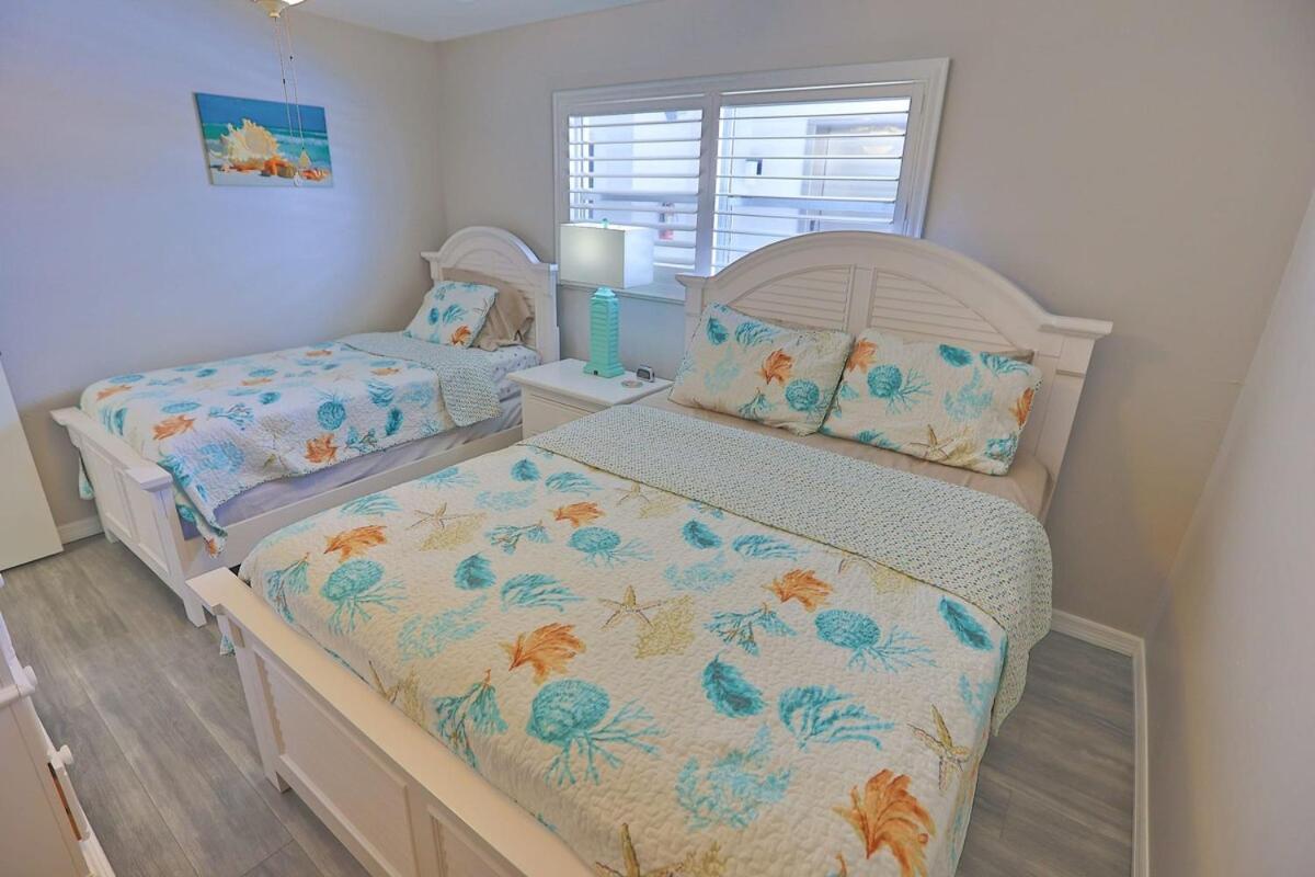 Updated With Pool, Walk To Crescent & Restaurants!